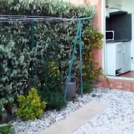 아파트 Avec Jardin Privatif